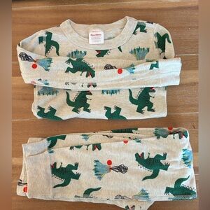 Hanna Andersson pajamas (6/7)